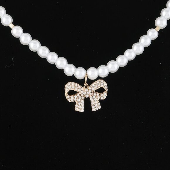 White Pearl Bow Necklace - Picture 2 of 3